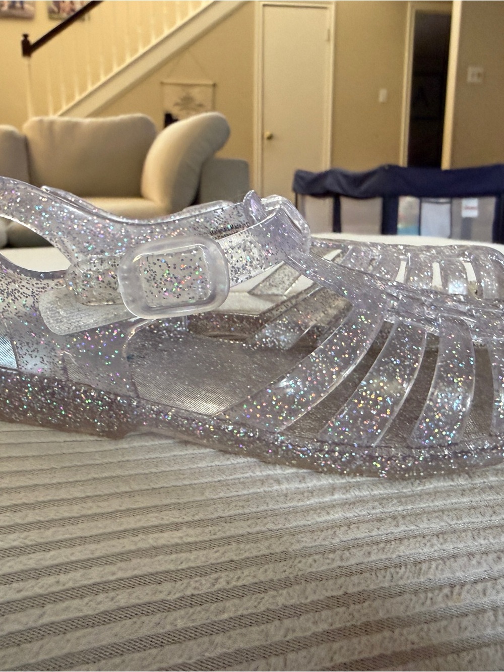 Clear Glitter Jelly Sandals